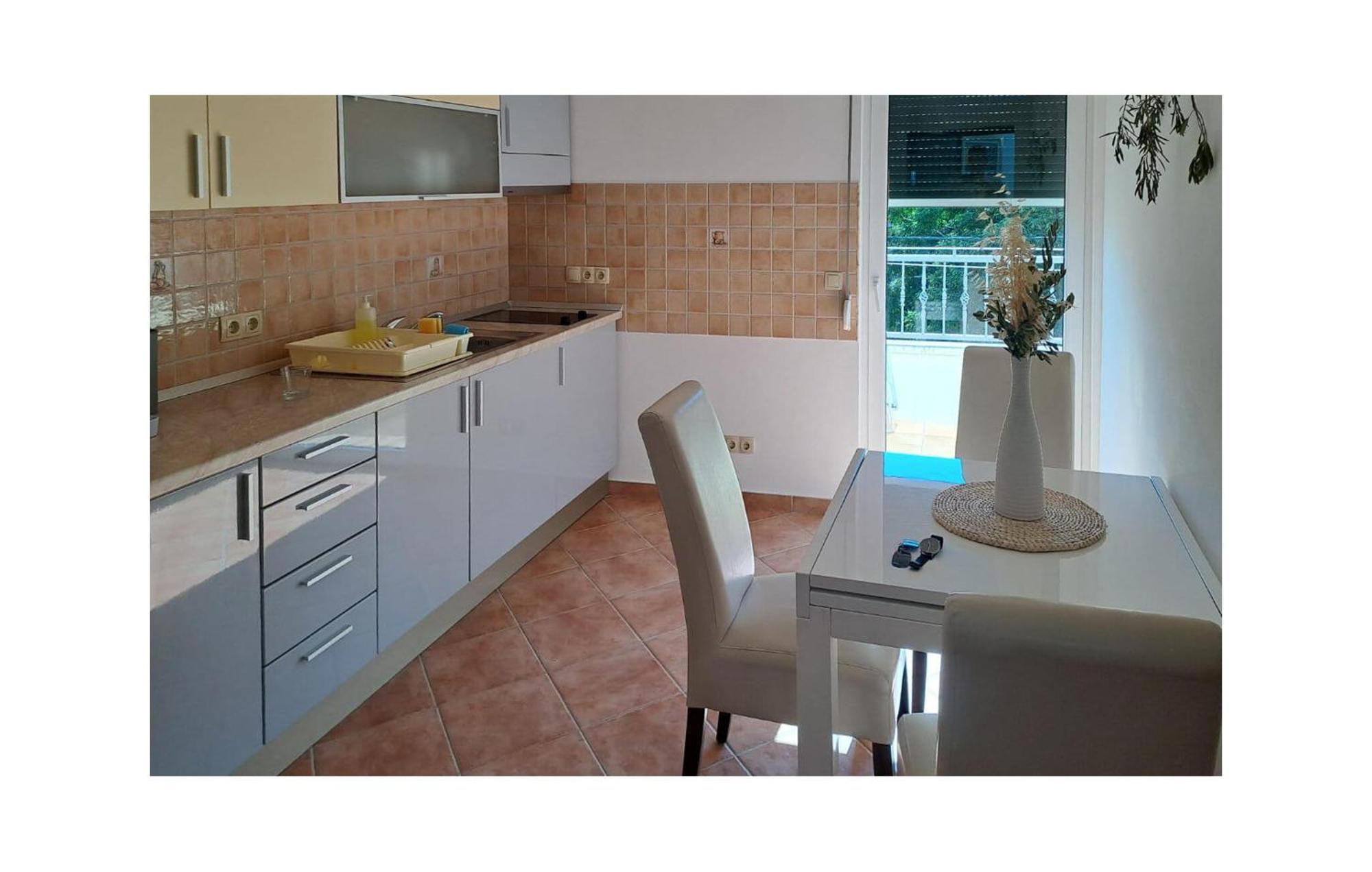 Amazing In With Wifi Makarska
